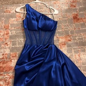 Sherri Hill Prom Dress